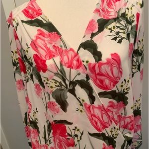 2 Like new INC Tops Size L. In New Condition